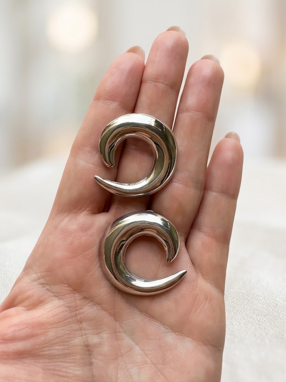 Vintage 925 Sterling Silver Chunky Crescent Swirl Earrings ND - Picture 5 of 5